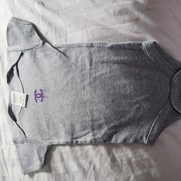 Baby Onsie Bundle - Picture 6 of 9